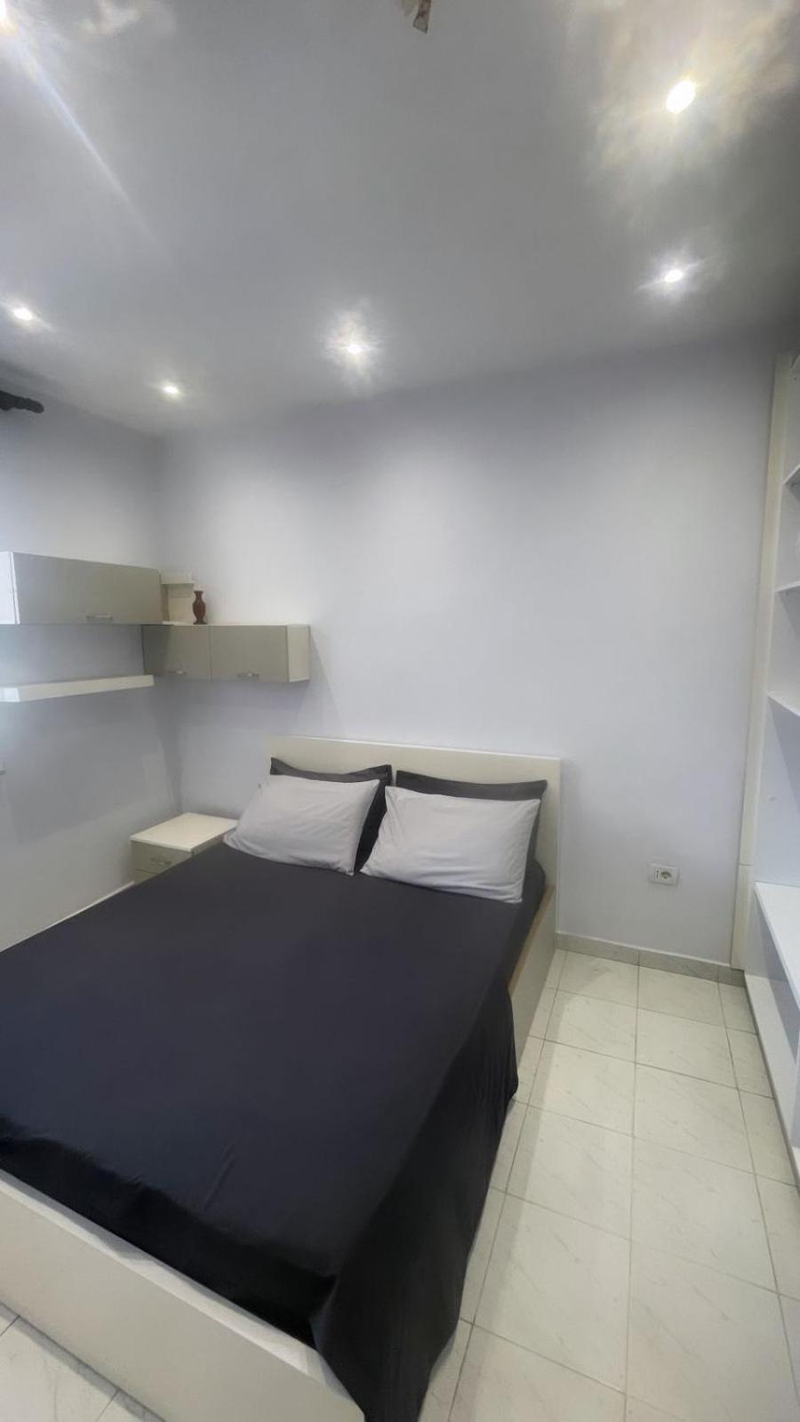 E&B Cosy Apartment Tirana Bagian luar foto